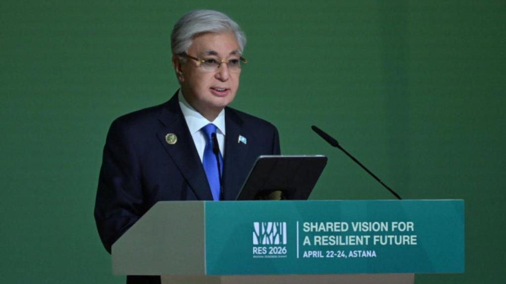 El presidente kazajo, Kasim-Yomart Tokáyev, en la inauguración de la Cumbre Ecológica Regional de Asia Central RES 2026, en Astaná.