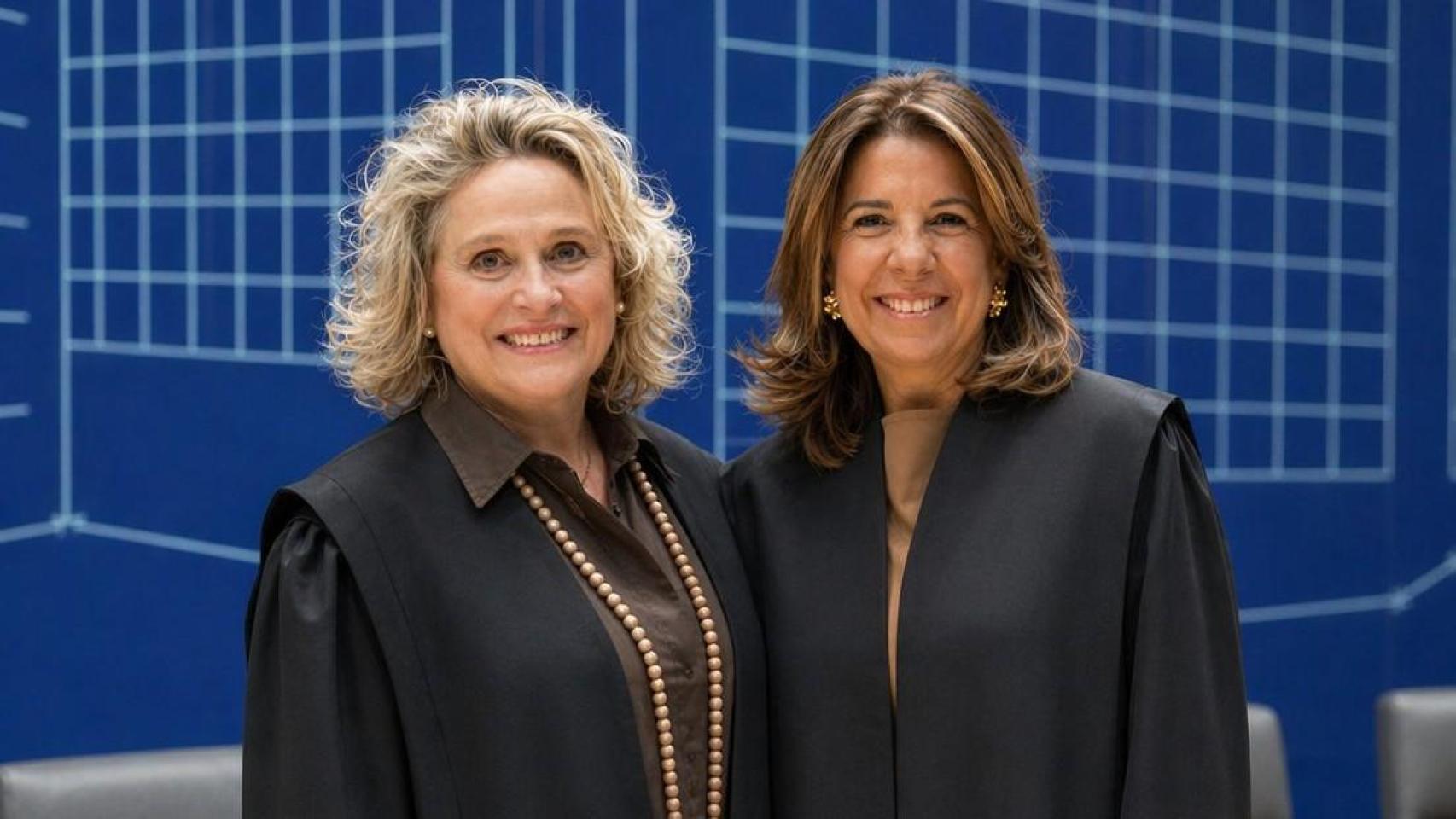 Carmen y Ana, procuradoras. EE