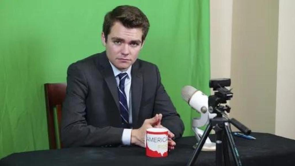 El activista de America First, NIck Fuentes.