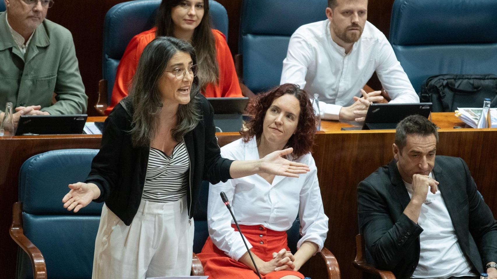 La portavoz de Más Madrid en la Asamblea, Manuela Bergerot, durante una sesión plenaria en la Asamblea de Madrid.