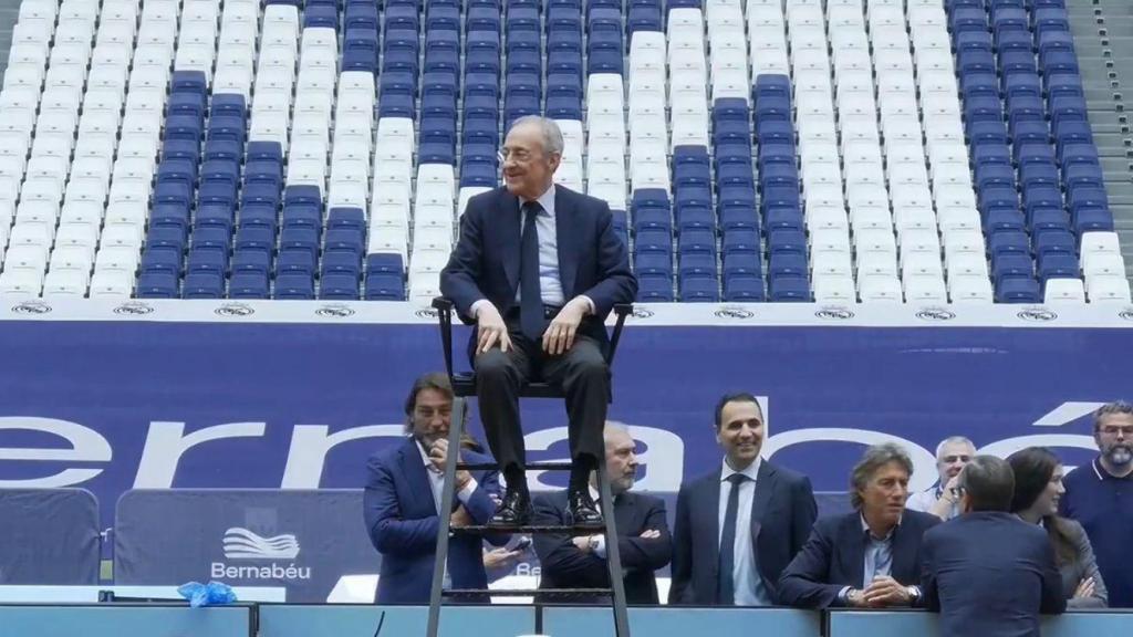Florentino Pérez, presente en la inauguración de la pista de tenis en el Bernabéu.