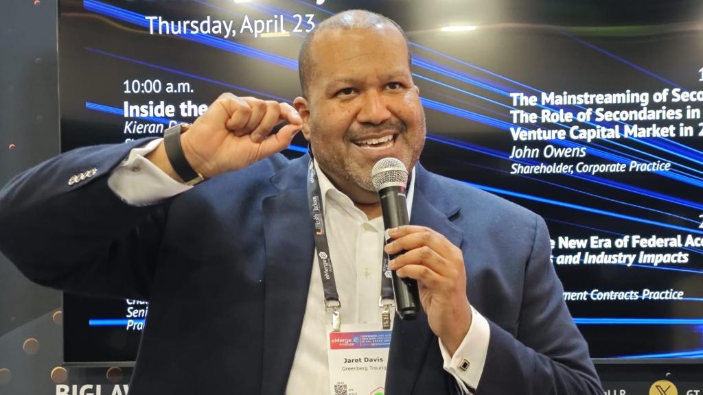 Jaret Davis, vicepresidente senior y socio de Greenberg Traurig,
