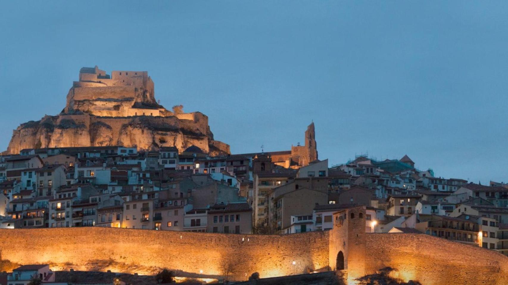 El pueblo español perfecto para recorrer a pie: declarado Conjunto Histórico, con una muralla medieval y el mejor castillo