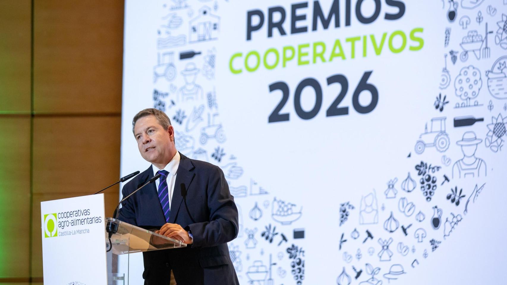Emiliano García-Page durante su intervención en los Premios Cooperativos 2026.