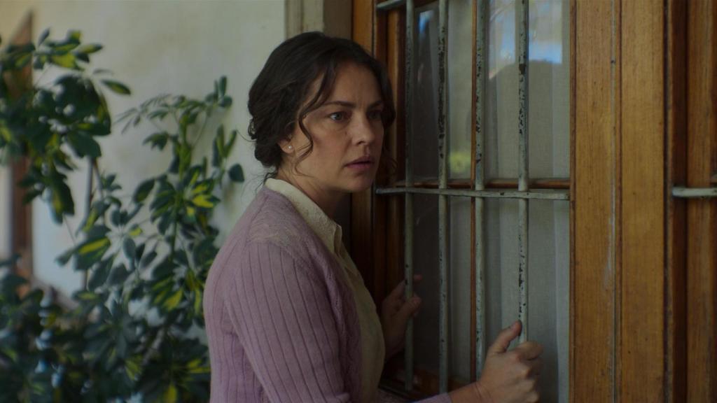 Dolores Fonzi, en 'La casa de los espíritus'