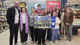 Vegalsa-Eroski y sus clientes donan más de 4.000 euros a Amicos.