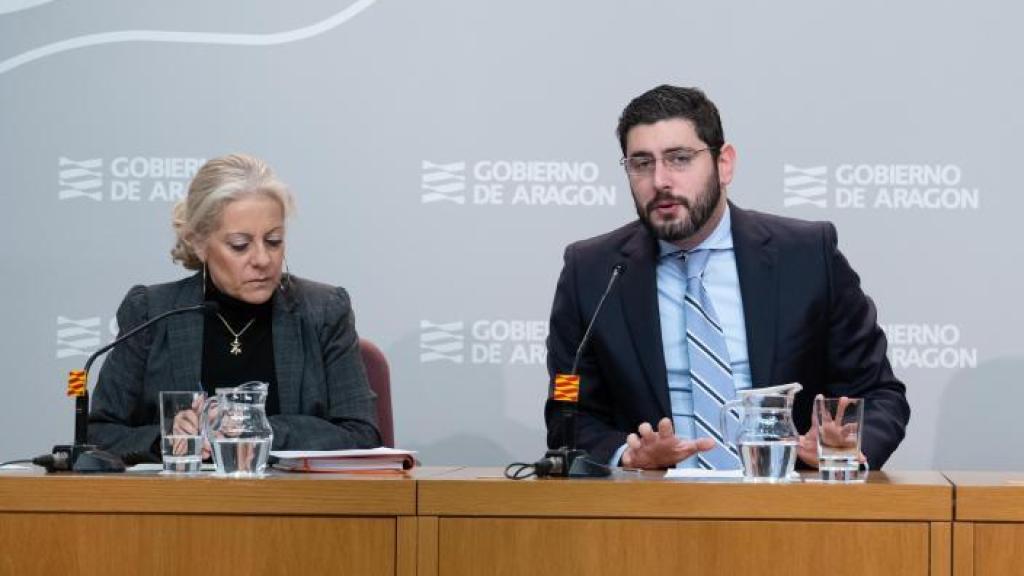 Esmeralda Pastor, entonces directora general de Justicia; y Alejandro Nolasco, como vicepresidente del Gobierno