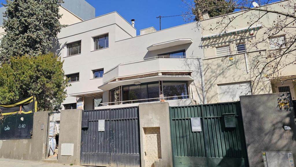Vivienda adosada en obras de Carlonia Adriana Herrera.