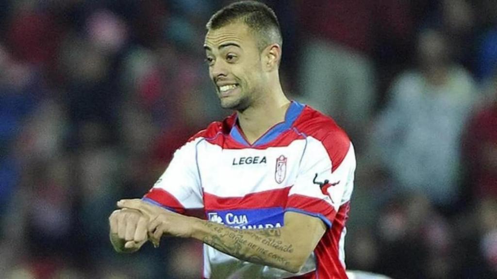 Dani Benítez, durante un partido con el Granada.