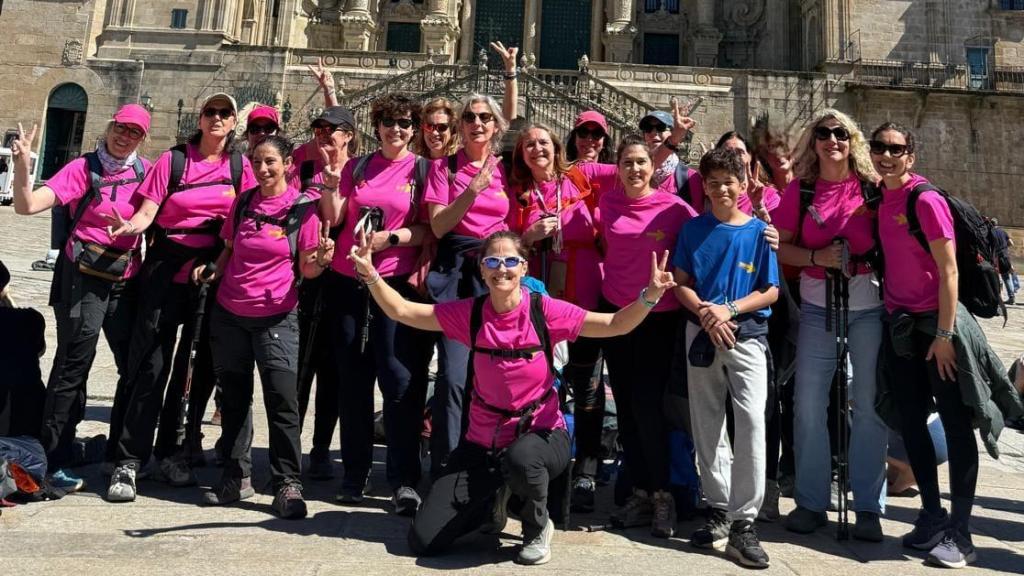 Las participantes del programa 'Actívate' a su llegada a Santiago.