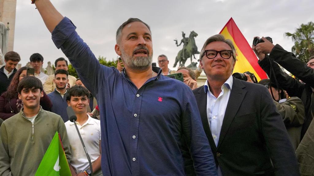 Santiago Abascal, en el mitin de Cádiz este viernes.