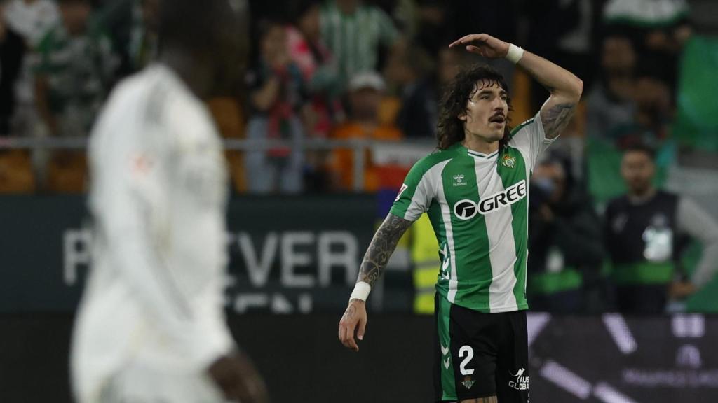 Bellerín celebra el gol marcado ante el Real Madrid.