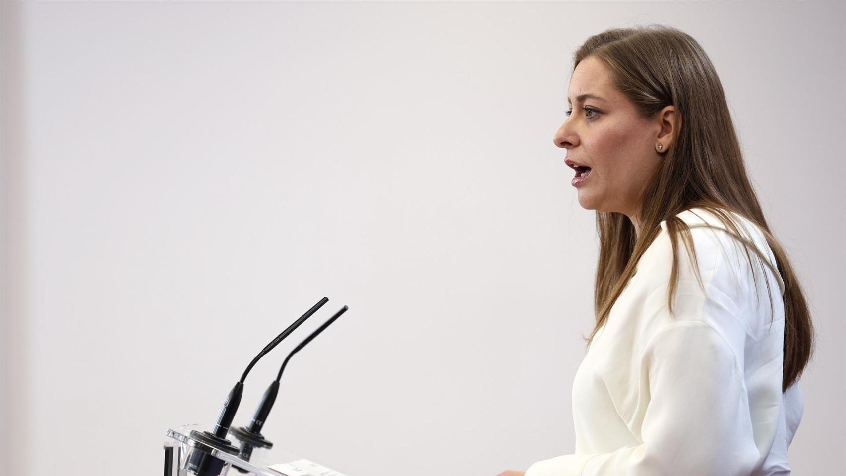 Última hora política, en directo | Ester Muñoz cree que  cualquier persona razonable  podría firmar los pactos con Vox, también Moreno Bonilla