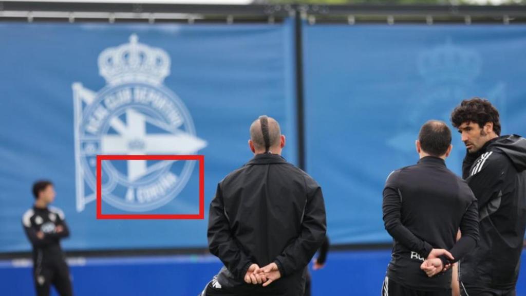 El A Coruña en el escudo del Dépor