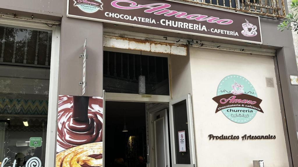 Exterior de la cafetería Amaro.