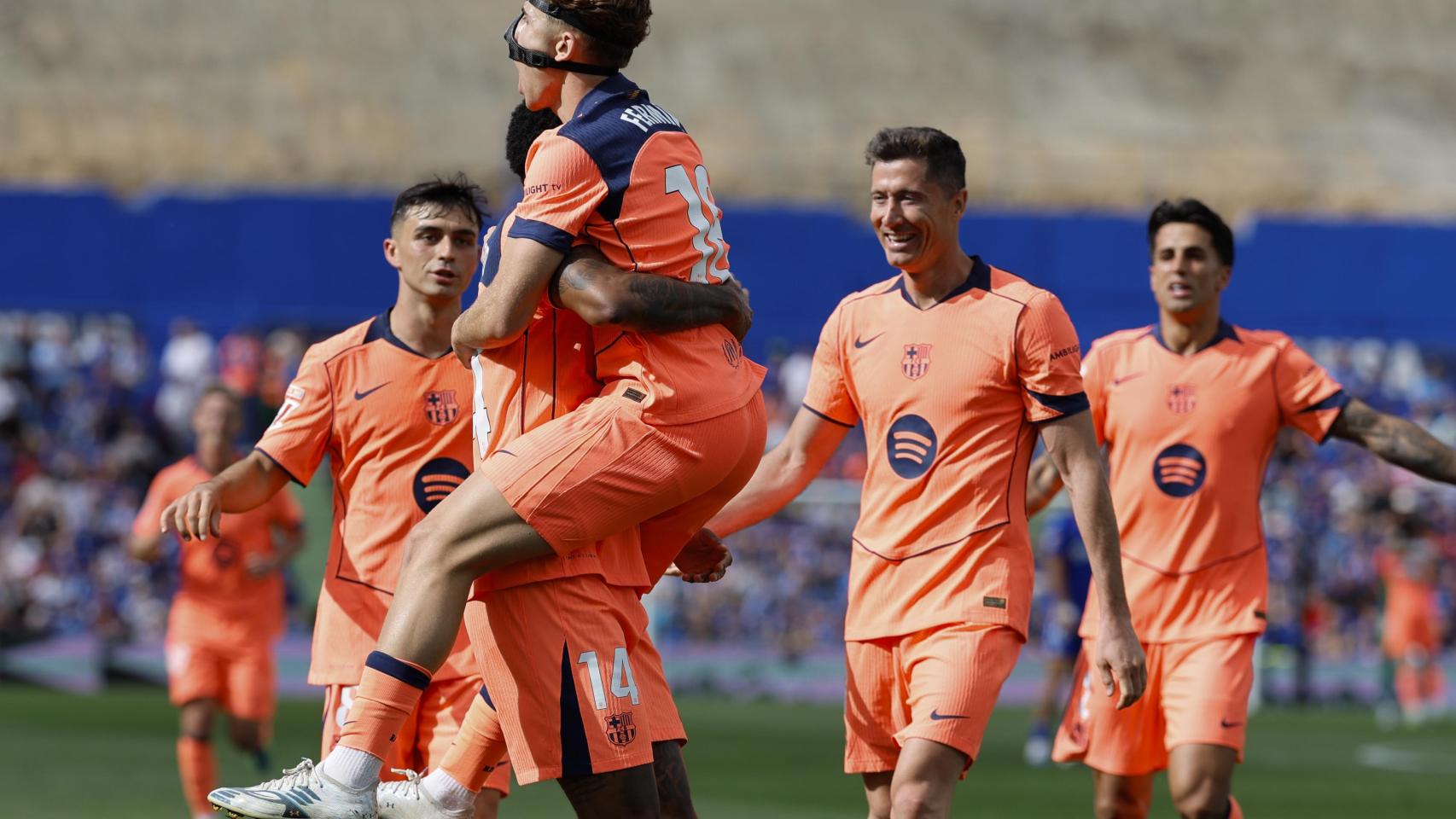 Los jugadores del Barça celebran el gol de Rashford ante el Getafe.