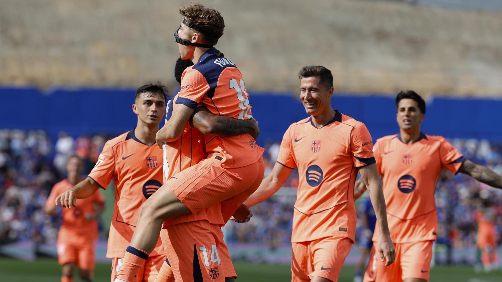 Los jugadores del Barça celebran el gol de Rashford ante el Getafe.