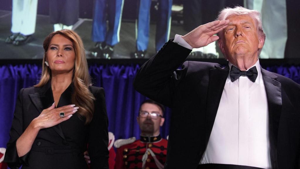 Donald Trump y su mujer, Melania Trump, en la cena de corresponsales de la Casa Blanca.