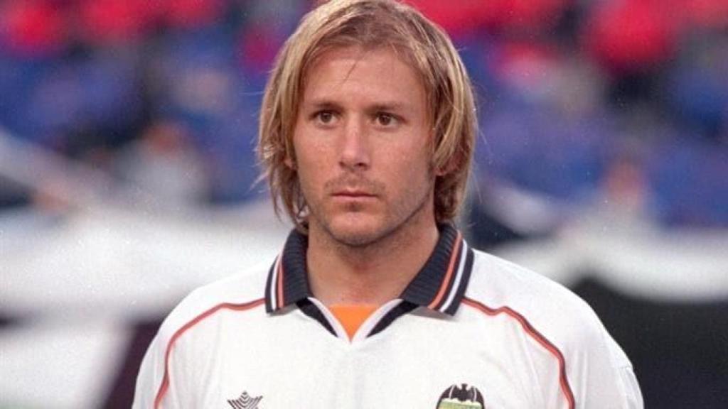 Mendieta, durante su etapa con el Valencia.