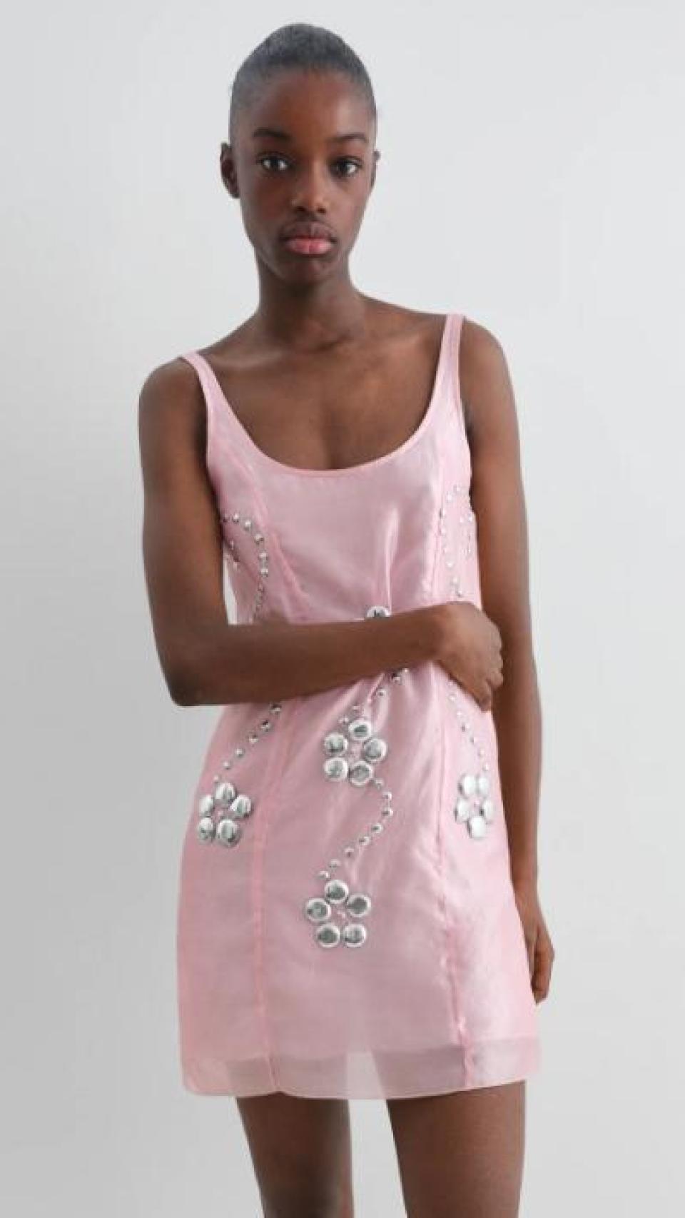 Claude Studs Dres, de la firma Gimaguas.