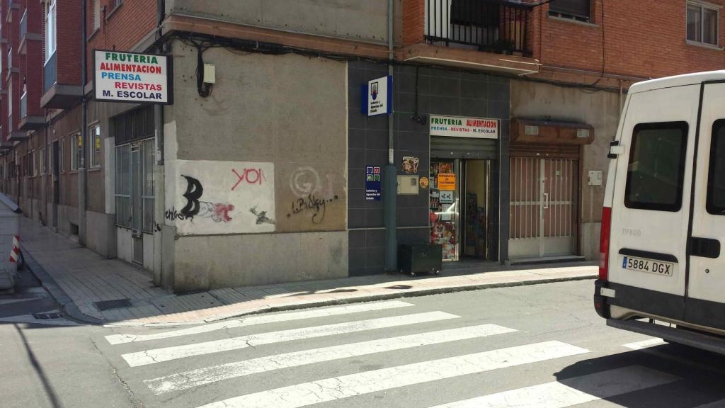 Imagen de la administración de loterías de Salamanca que ha dado el segundo premio de la Lotería Bonoloto.jpg