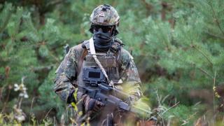 Soldado alemán equipado con el sistema IDZ-ES