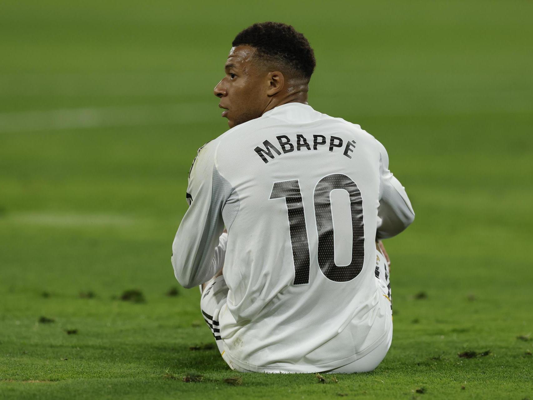 Mbappé, durante el partido contra el Betis.