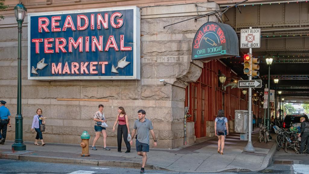 Entrada al Reading Terminal Market de Filadelfia.