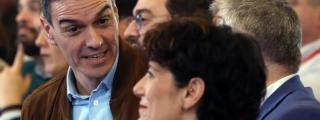 Pedro Sánchez, presidente del Gobierno y Elma Saiz, Ministra de Inclusión, Seguridad Social y Migraciones.
