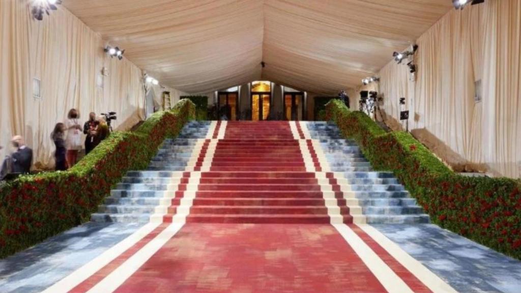 Las escaleras de la MET Gala en 2024.