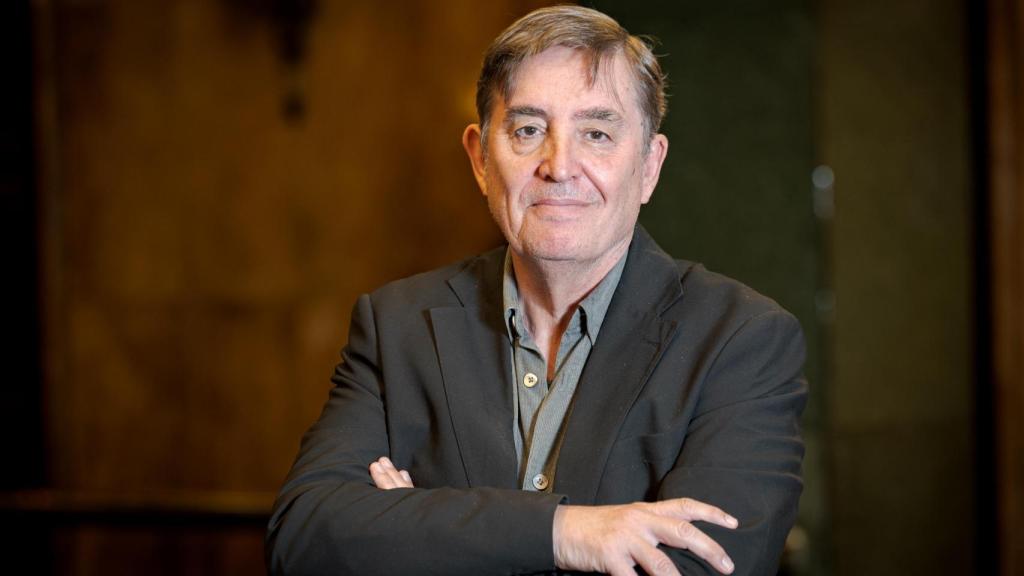 García Montero habla de la literatura como herramienta profética y del miedo a la enfermedad y a la muerte.