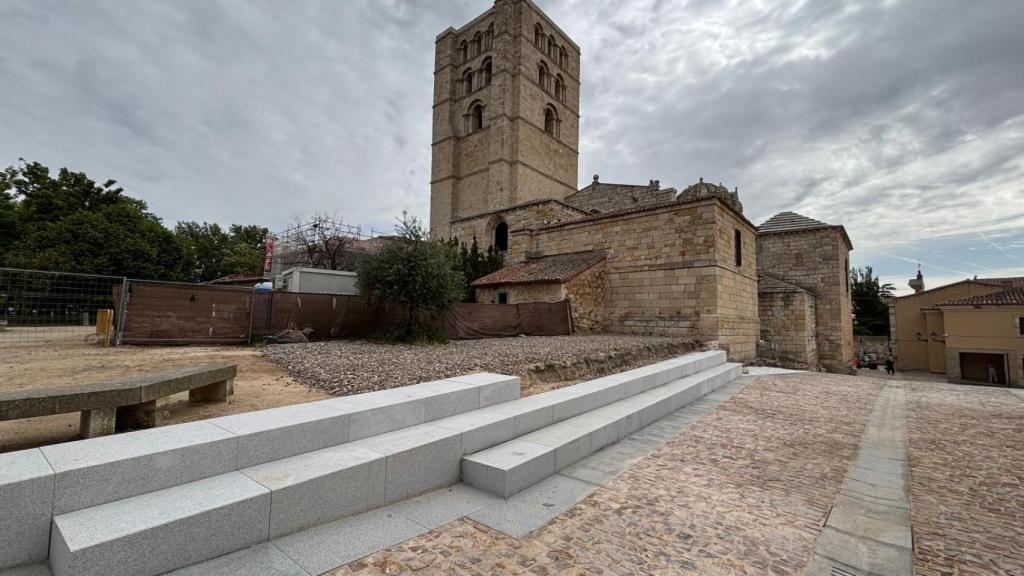 Imágenes de la nueva calle de la Catedral.