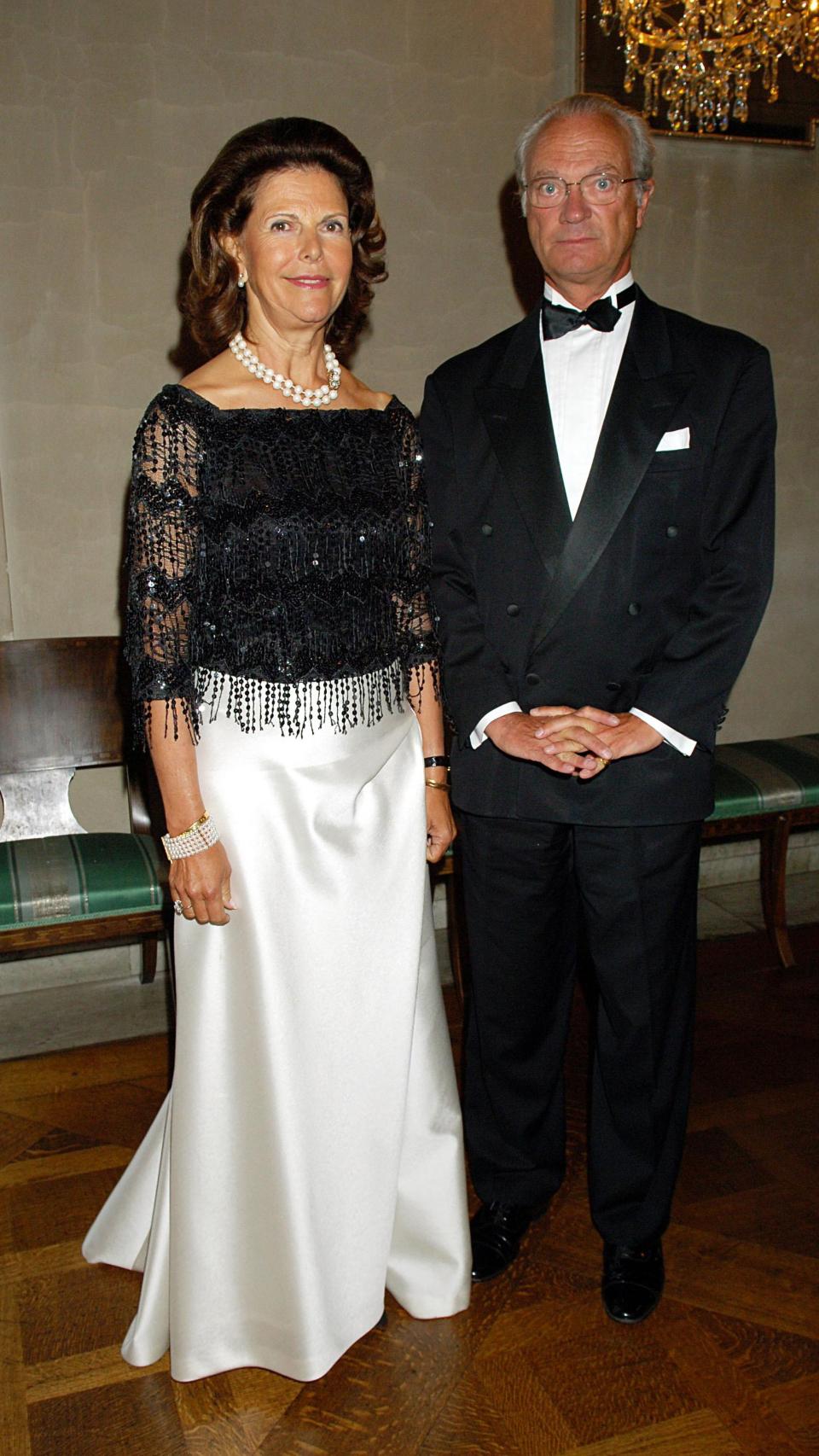 Carlos Gustavo y su mujer, Silvia, en una fotografía de archivo.