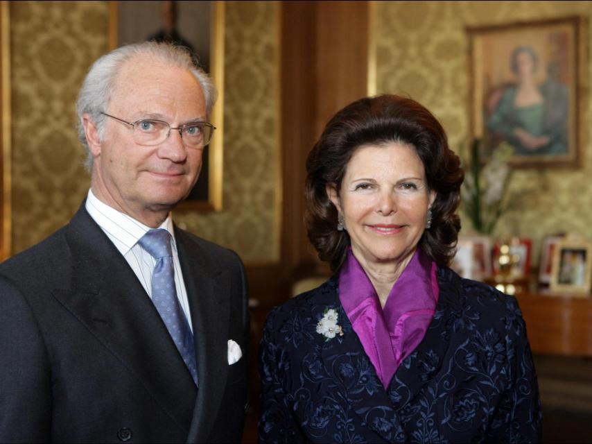 Carlos XVI Gustavo y la reina Silvia de Suecia.