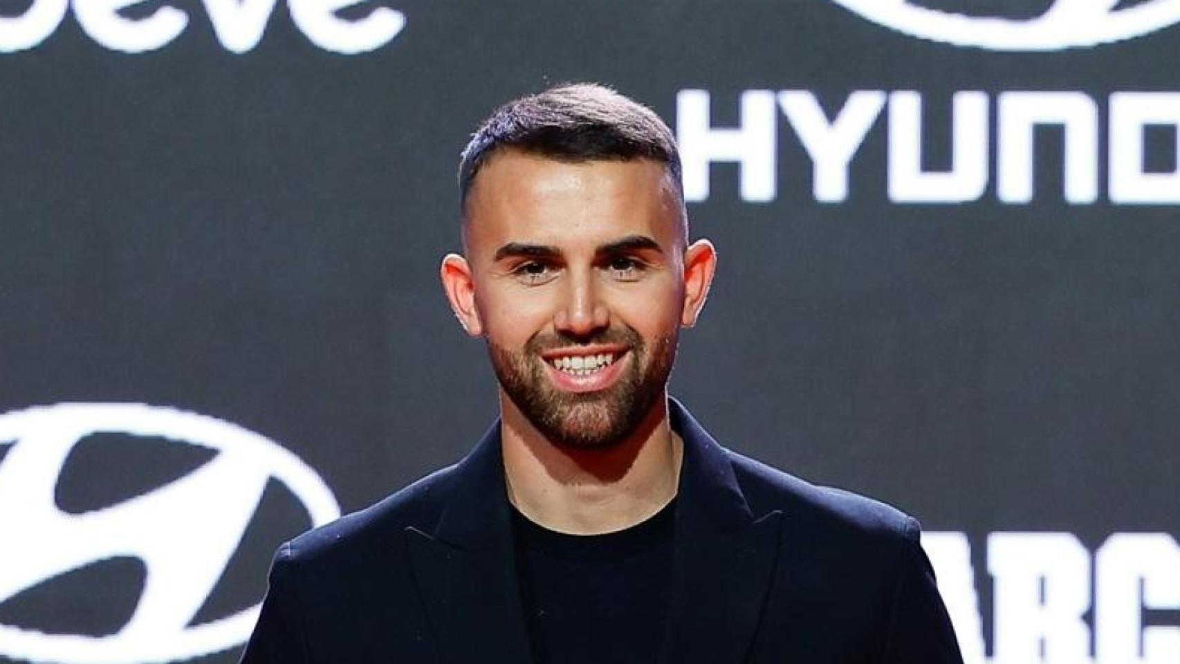 Borja Mayoral recibiendo un premio.