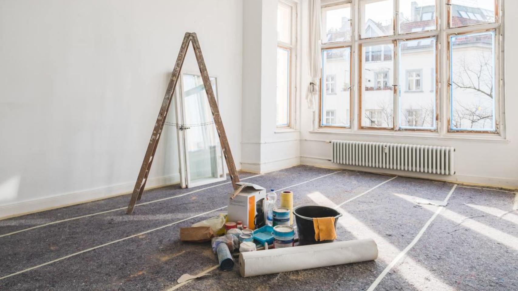 Una habitación de un edificio en obras.