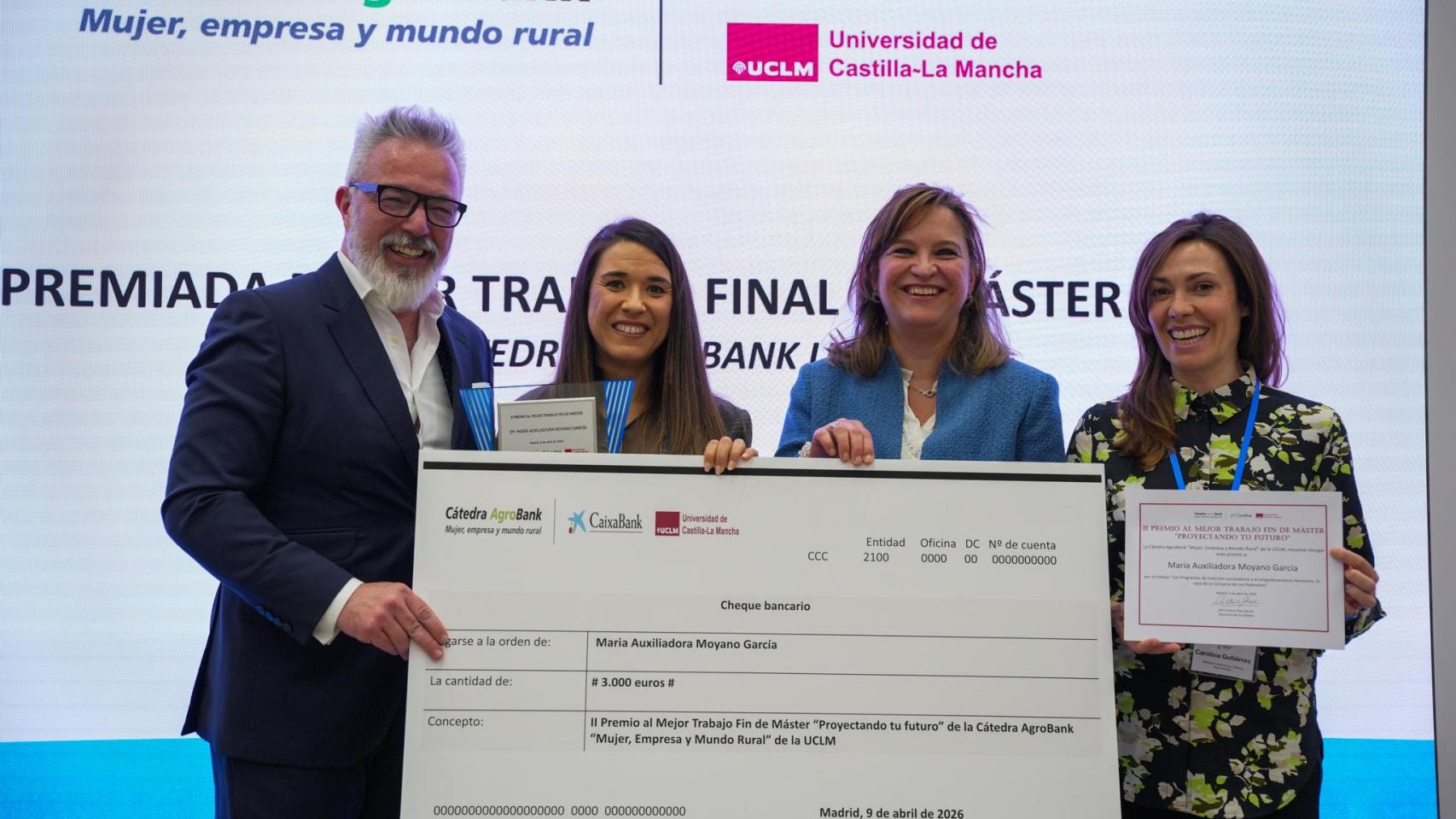 Premio de la Cátedra AgroBank UCLM.