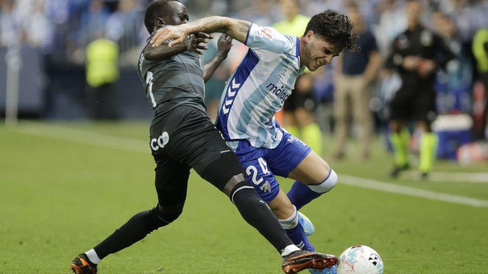 Julen Lobete durante el Málaga CF vs. Castellón de Segunda División.