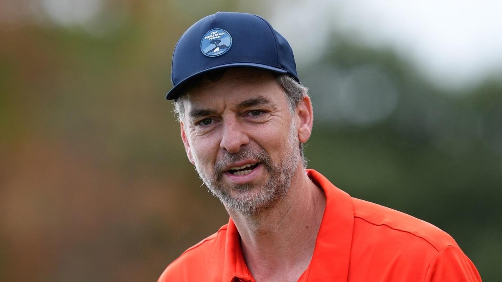 Pau Gasol durante un partido de golf.