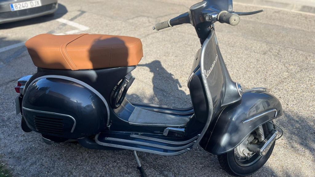 Vespa modificada por Estoica Motor