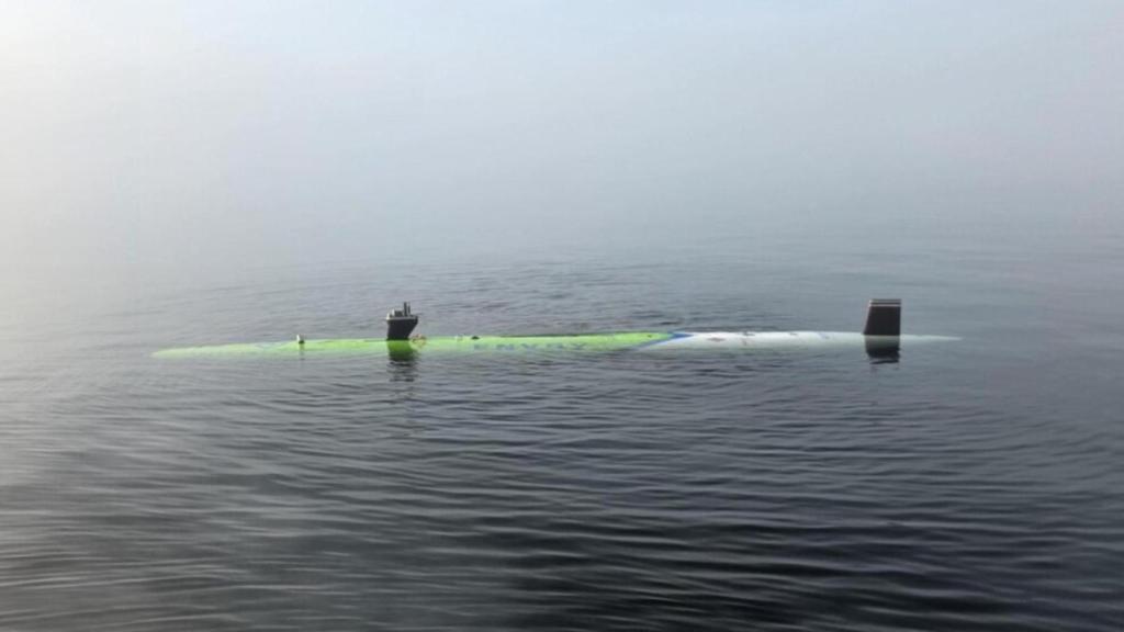 Dron submarino en inmersión