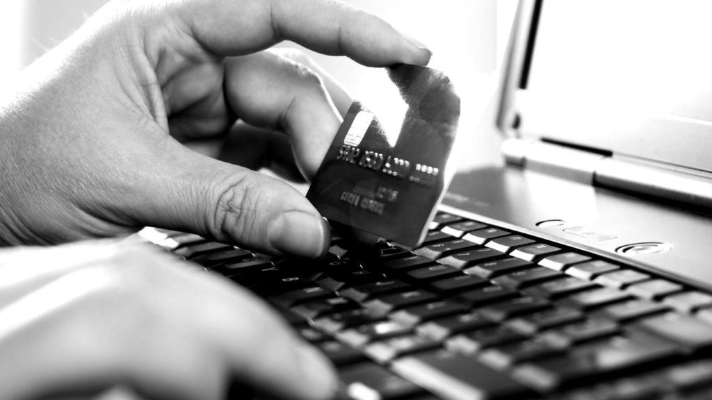 Imagen de archivo de una compra online.