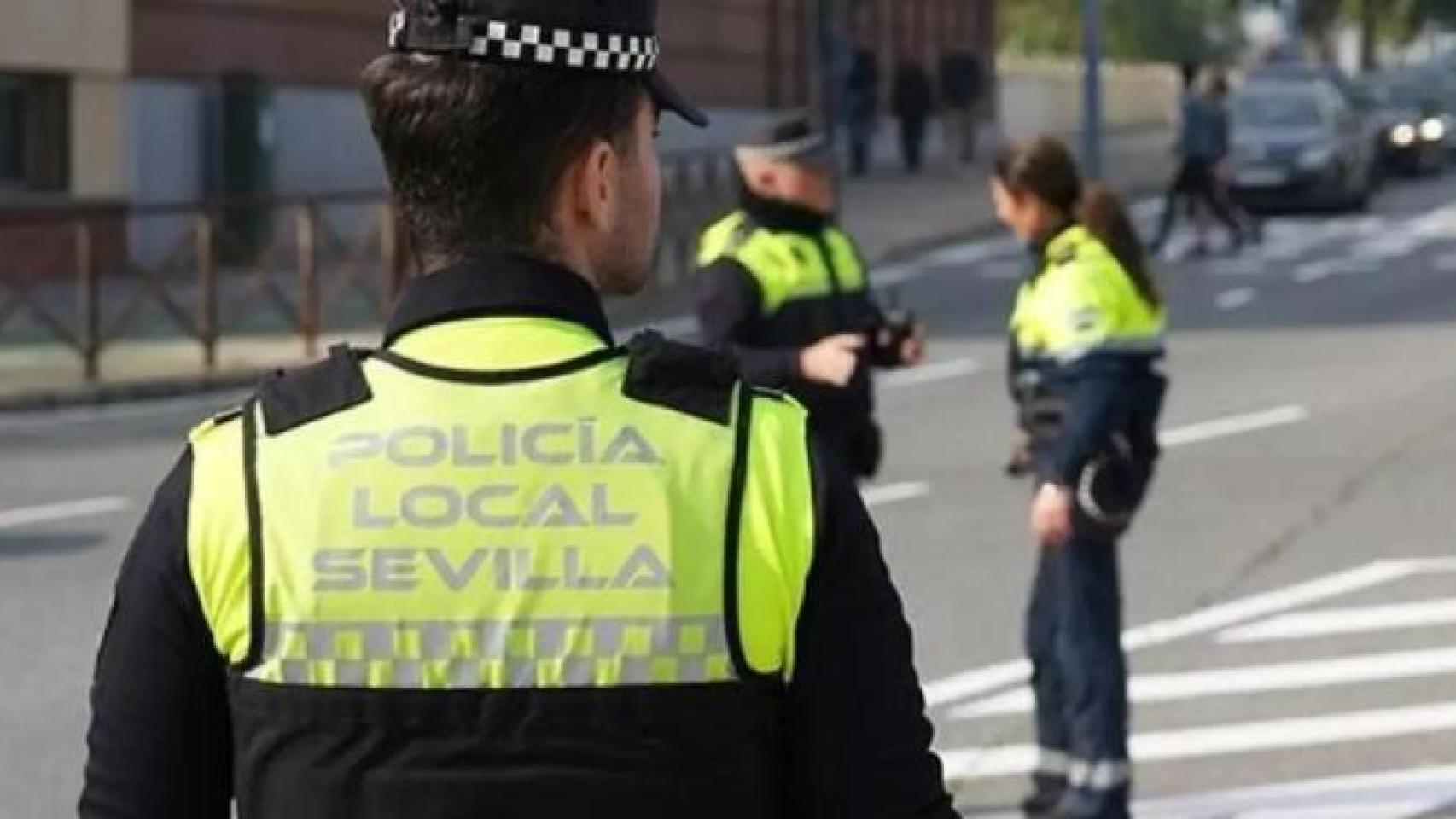 Imagen de archivo de un agente de la Policía Local.