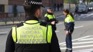 Imagen de archivo de un agente de la Policía Local.