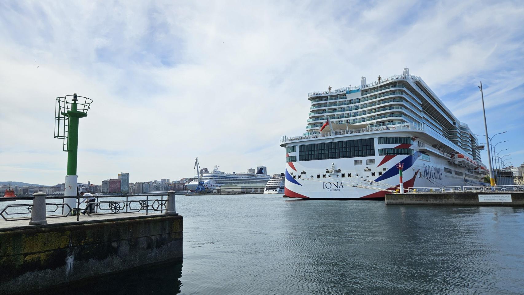Triple escala de cruceros, el 28 de abril de 2026, en A Coruña