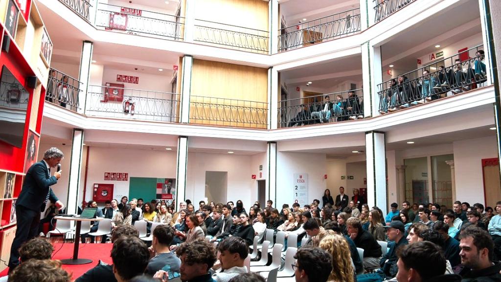 Stéphane Ruiz en un acto en el campus de Essca en Málaga.