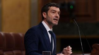 El Ministro de Derechos Sociales, Pablo Bustinduy, durante el debate del Real Decreto.