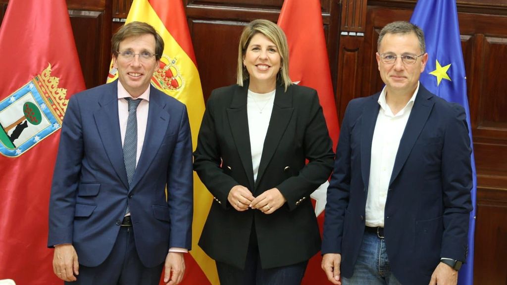 Reunión de los alcaldes de Albacete, Madrid y Cartagena. Foto: Ayuntamiento de Albacete. 