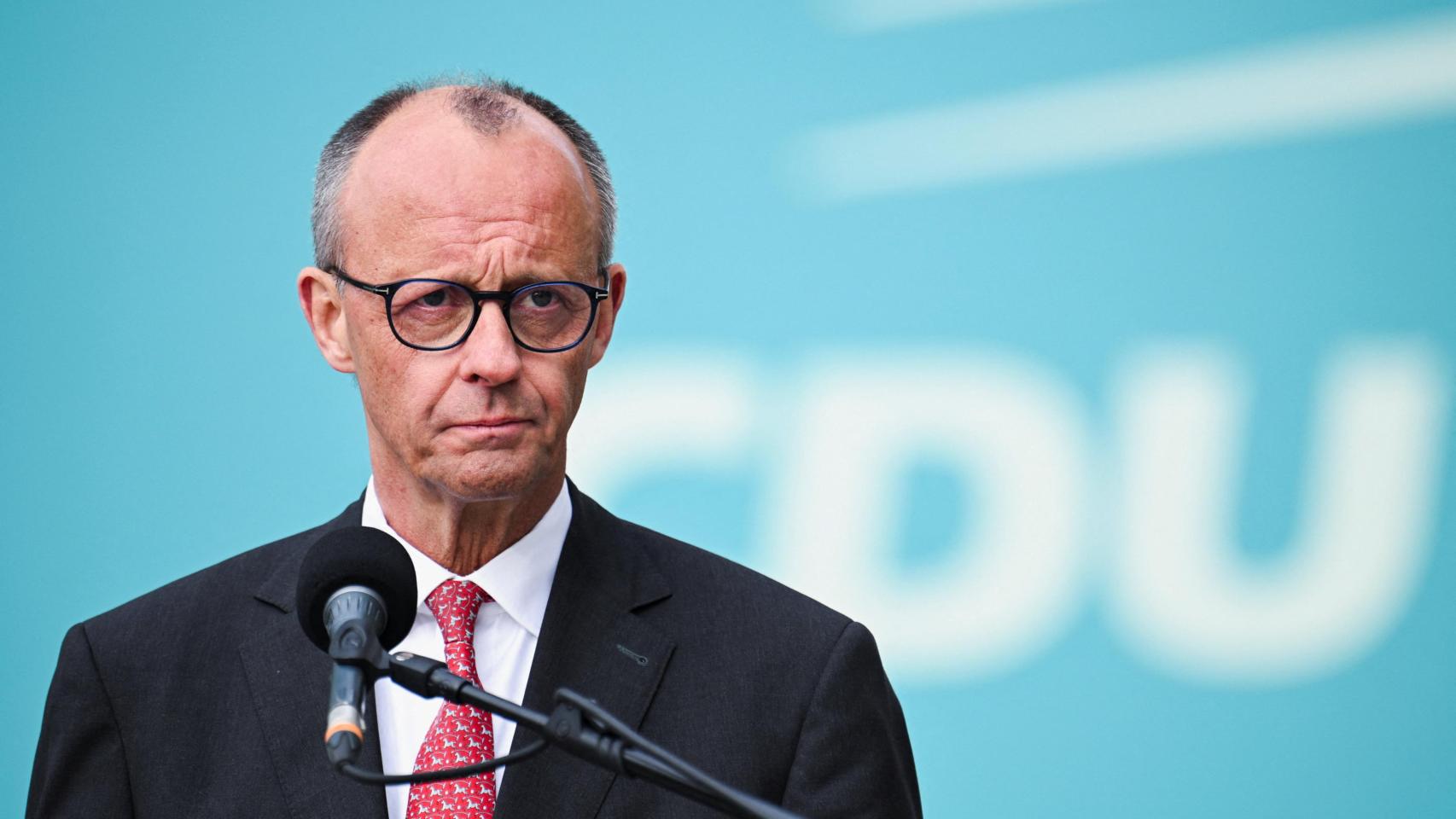 El canciller alemán, Friedrich Merz, durante una rueda de prensa en la reunión del comité ejecutivo del grupo parlamentario CDU/CSU en Berlín, Alemania, el 27 de abril de 2026.
