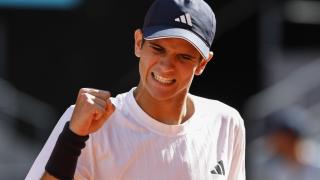 Rafa Jódar agita el puño en el Mutua Madrid Open.